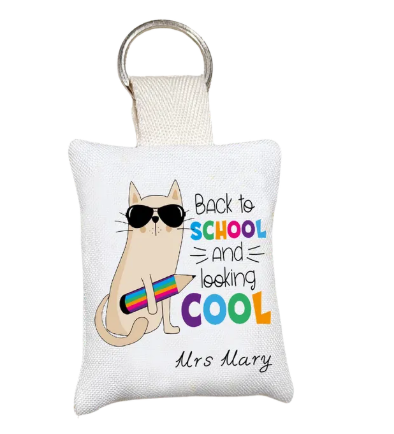 Μπρελόκ για φροντιστήριο ξένων γλωσσών με όνομα δασκάλας